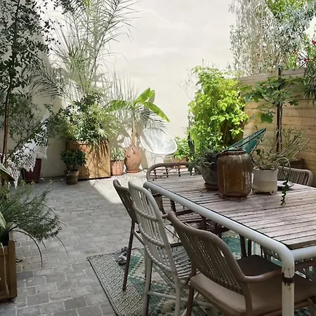Sublime Spacious In Menilmontant Lejlighed Paris